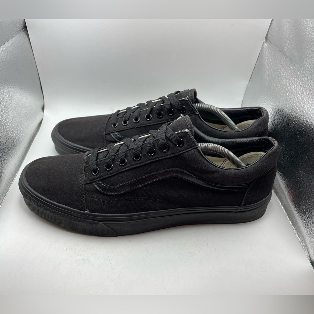 Vans Old Skool triple black men’s sneakers size 12